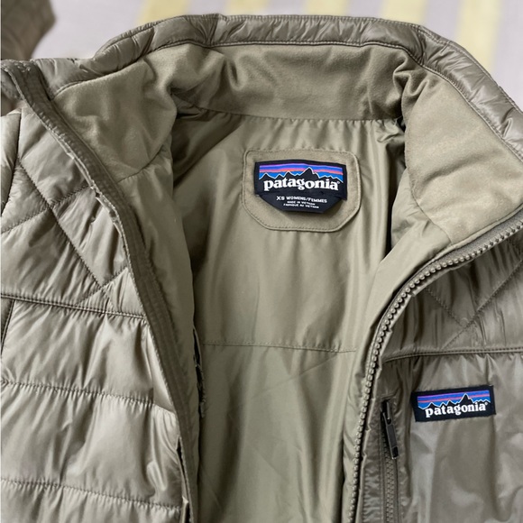 LIKE NEW Patagonia Women’s Radalie Water Repellent Parka Basin Green XS - Picture 6 of 10